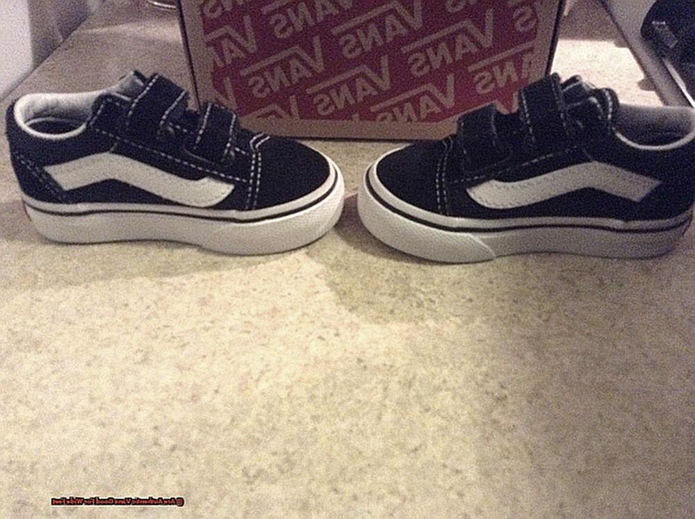 Vans on sales fat feet